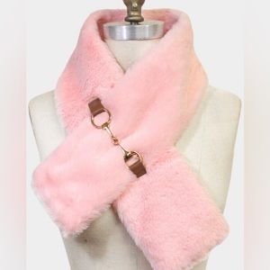 Super Luxurious Faux Fur crossover with Horsebit detailing